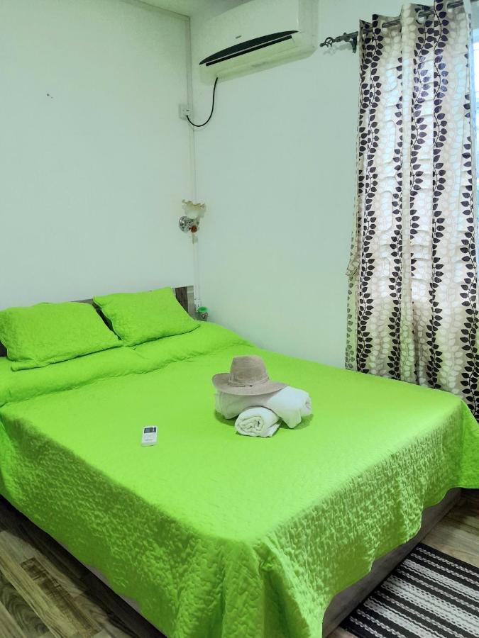 Beautiful Affordable House - 5 Minutes From The Airport And 12 Minutes To Blue Bay Beach Mon Tresor Экстерьер фото